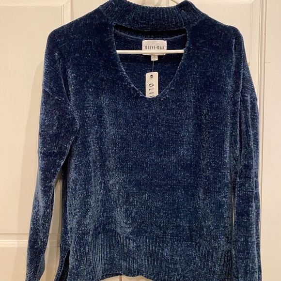 Olive oaks womens top - Picture 1 of 3